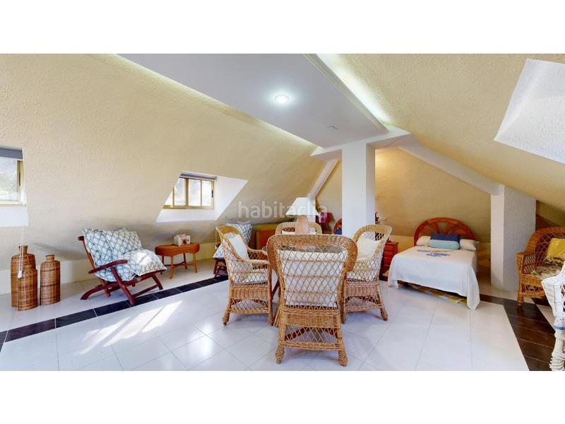 Foto cf600a75-1e4b-4ba8-a20a-9af4da8e0a4a. Chalet mit parking pool in Urbanizaciones Llíria