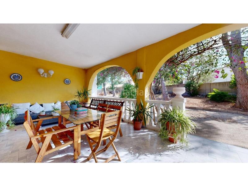 Foto d0062c97-2ec1-4c3a-b1af-fba24f455d19. Chalet mit parking pool in Urbanizaciones Llíria