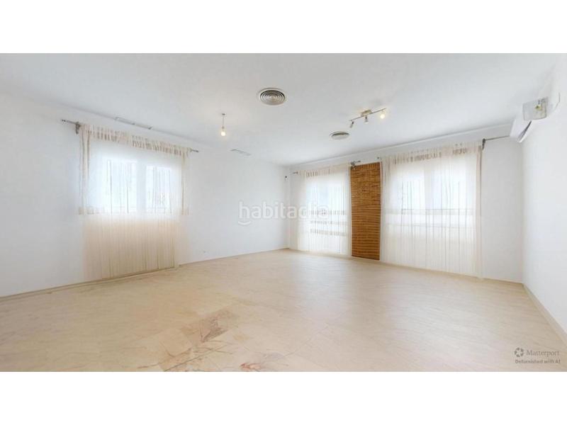 Foto c1c3a89d-e1be-4216-bddd-b68e45acadd2. Casa sorprendente casa en santo domingo calicanto en Chiva