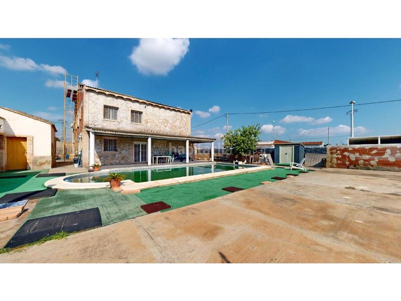 Foto 59677bd0-7cdf-4495-b1c0-a9156de14d74. Casa con parcheggio piscina in Polígono del Aeropuerto Manises