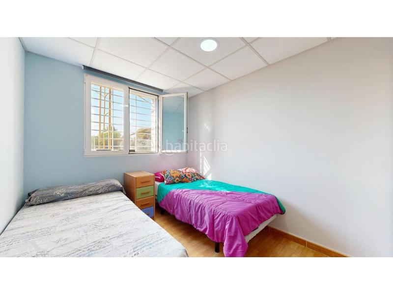 Foto 8d430536-a3ea-4a7f-a475-2a98bbab649e. Casa con parcheggio piscina in Polígono del Aeropuerto Manises