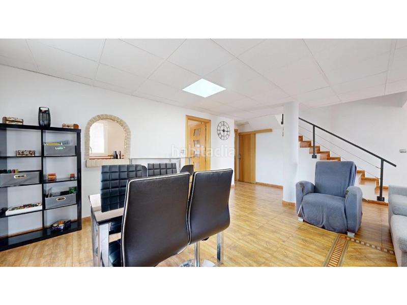 Foto ce38bae7-feba-447f-8eb1-dd3e3526ad61. Casa con parcheggio piscina in Polígono del Aeropuerto Manises