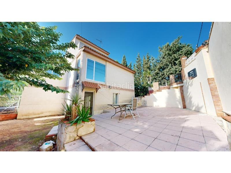 Foto 1ee0068a-97fd-44fa-9806-e98de5d75537. Chalet con riscaldamento parcheggio piscina in Sierra Perenchiza-Cumbres de Calicanto-Sto Domingo Chiva