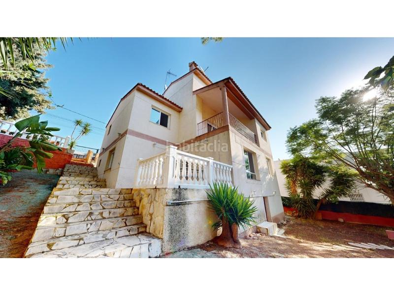 Foto 5451cea3-2745-485b-9531-5e5306ca5685. Chalet con riscaldamento parcheggio piscina in Sierra Perenchiza-Cumbres de Calicanto-Sto Domingo Chiva