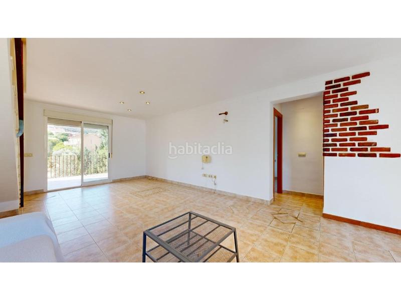 Foto 5b6a3d53-5dfb-4350-8f16-9b326c78899a. Chalet con riscaldamento parcheggio piscina in Sierra Perenchiza-Cumbres de Calicanto-Sto Domingo Chiva