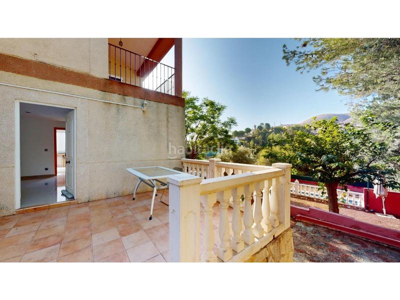 Foto dc00a53e-020c-4370-b878-2037633db485. Chalet con riscaldamento parcheggio piscina in Sierra Perenchiza-Cumbres de Calicanto-Sto Domingo Chiva