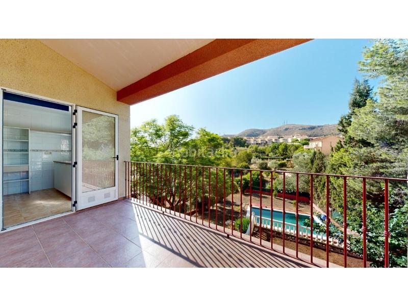 Foto e0eb410b-e669-4f80-a2c1-49ff630efc91. Chalet con riscaldamento parcheggio piscina in Sierra Perenchiza-Cumbres de Calicanto-Sto Domingo Chiva