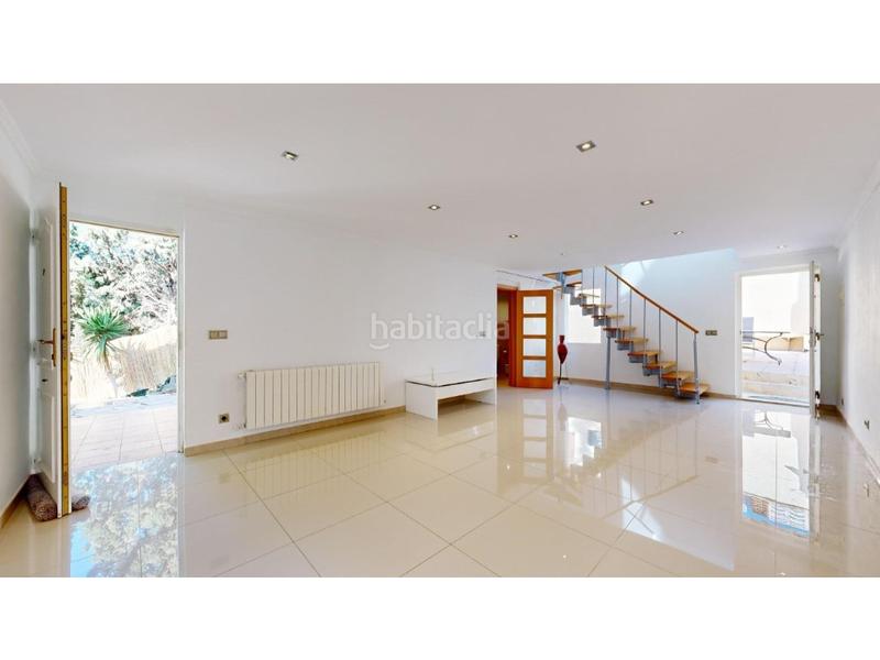 Foto ef45f2cd-6735-4fd9-89d8-6562b2e974bf. Chalet con riscaldamento parcheggio piscina in Sierra Perenchiza-Cumbres de Calicanto-Sto Domingo Chiva