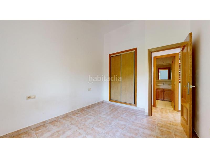 Foto f7dc8854-91e0-4a6e-aec9-d2ef6ade7491. Chalet con riscaldamento parcheggio piscina in Sierra Perenchiza-Cumbres de Calicanto-Sto Domingo Chiva