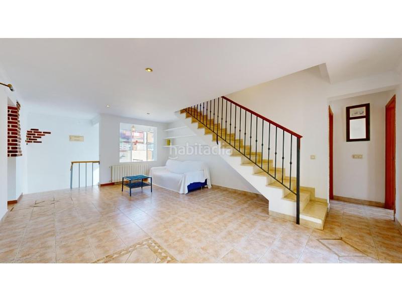 Foto ffa7dfec-c704-4bb2-9015-21a4d0e823df. Chalet con riscaldamento parcheggio piscina in Sierra Perenchiza-Cumbres de Calicanto-Sto Domingo Chiva