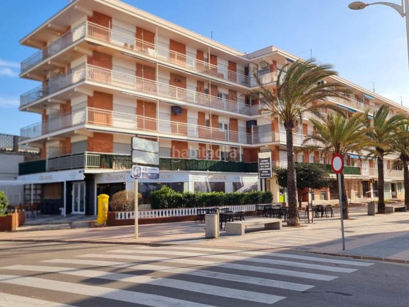 Foto e3e8a296-e20f-445f-b083-d8e4308b9f5a. Local comercial a Oliva playa Oliva