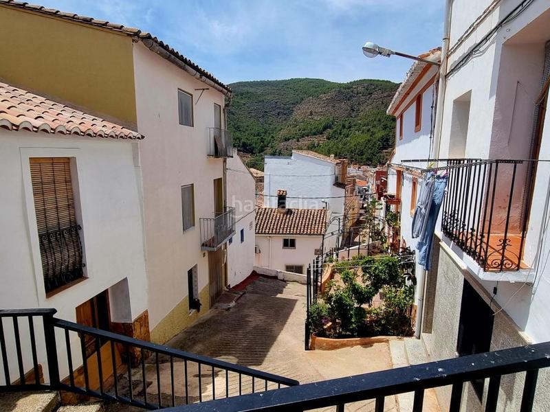 Foto 2acd96b5-ec7d-45bb-8160-c4ac1c3327b3. Casa con riscaldamento in Gátova