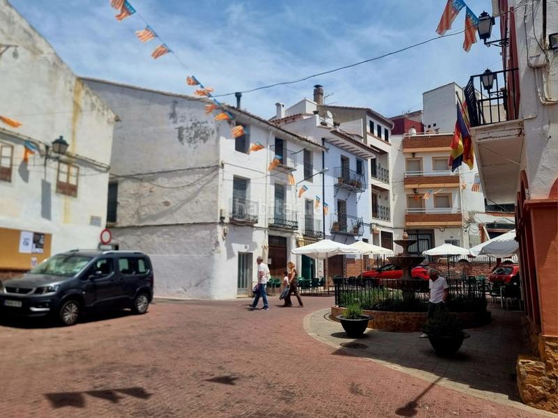 Foto fb7654af-538c-42d1-9af6-de1e591cf947. Casa con riscaldamento in Gátova