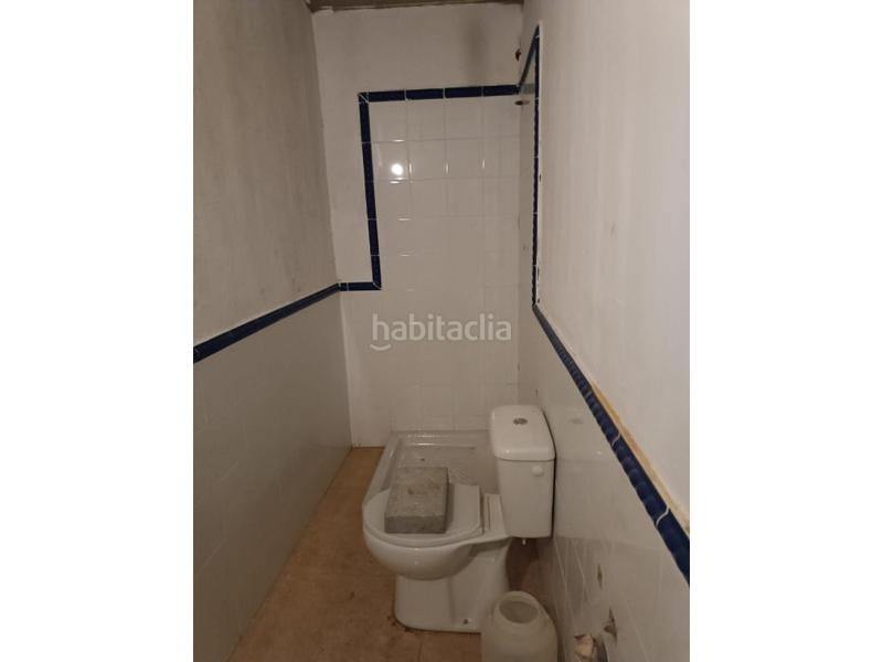 Foto e502f267-b76b-4b3b-80d4-7a0d4401c227. Local comercial  en el centro en Centro Ciudad Paterna