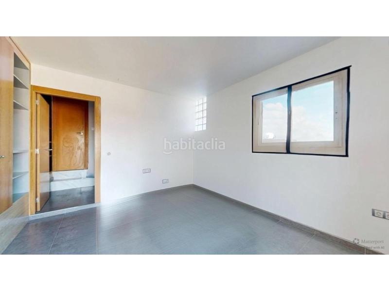 Foto e22c3225-363e-47ac-81aa-5e259539ea29. Casa sorprendente casa en santo domingo calicanto en Chiva