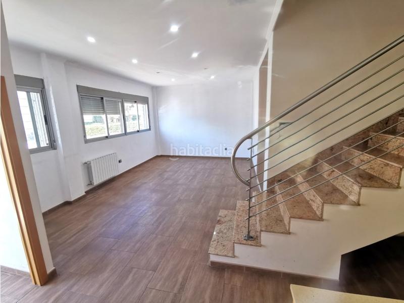 Foto 1145969d-559c-41f6-b83d-654bdb08a35e. Casa con parcheggio in Casinos