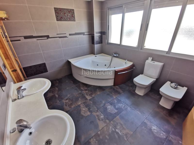 Foto 1e3e1588-4389-46b4-ba50-bb58c63b62da. Casa con parcheggio in Casinos