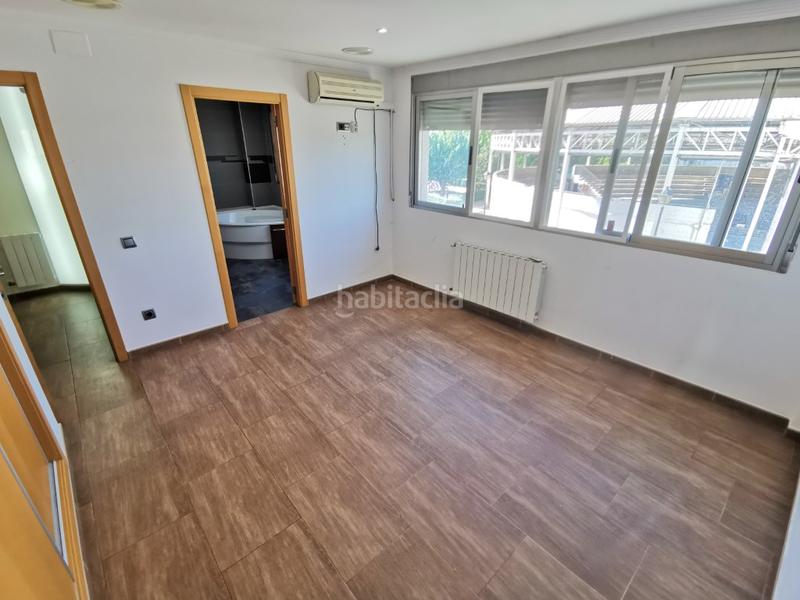 Foto 30ac8b2a-d779-49c1-835a-f3d12245655c. Casa con parcheggio in Casinos