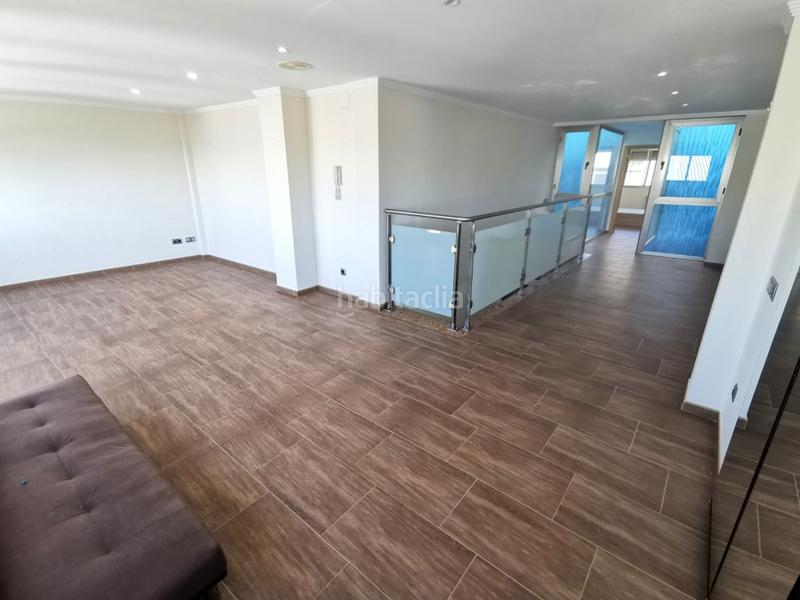 Foto 6f2b46d8-e276-4a37-8a59-b0a5161de550. Casa con parcheggio in Casinos