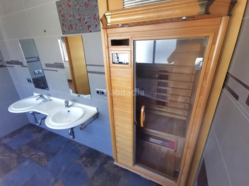 Foto a1f745df-eabc-4a36-ad7d-2aa5a44fe67c. Casa con parcheggio in Casinos