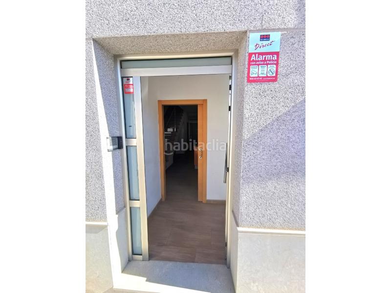 Foto e2430711-60f9-40fb-86cb-f7a70a6882c5. Casa con parcheggio in Casinos