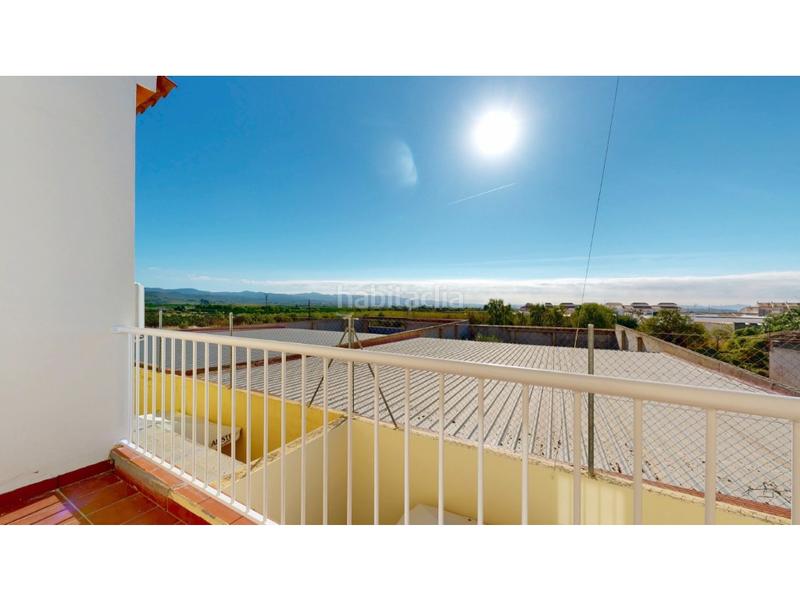 Foto 8dbd535f-e37d-4947-938a-ddffd0e47812. Casa a schiera con parcheggio in Casinos