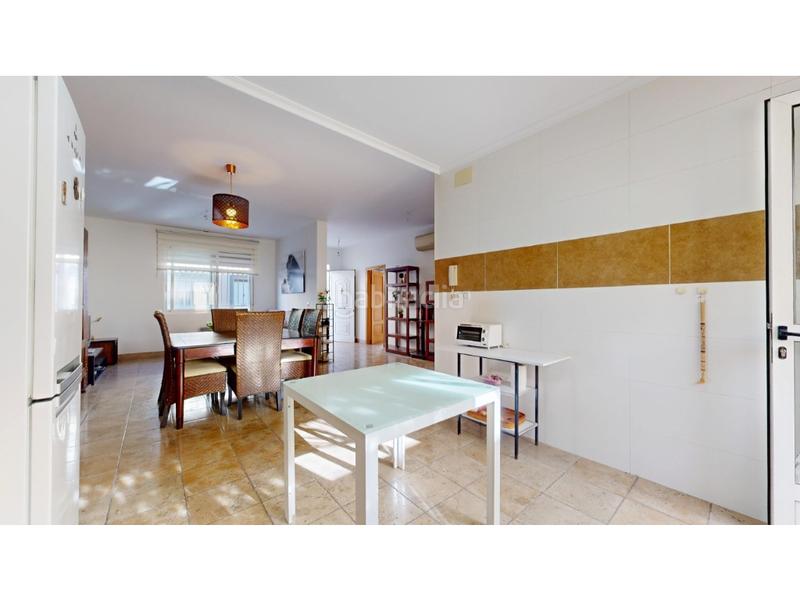 Foto a324f3f5-12b9-4116-b5dd-e83d5960a8b8. Casa a schiera con parcheggio in Casinos