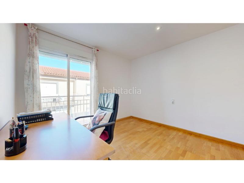 Foto e4b5768e-2179-4a1e-a8b9-d216fa2f756b. Casa a schiera con parcheggio in Casinos