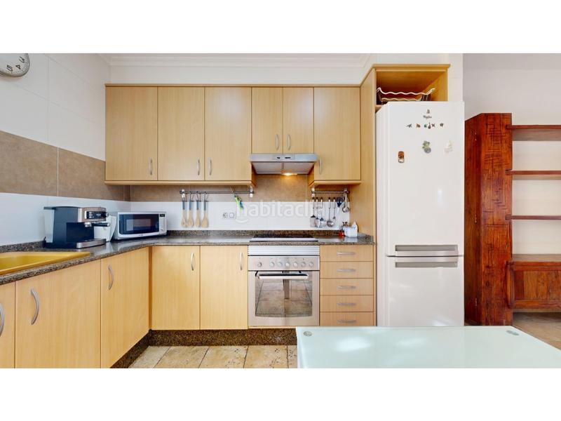 Foto f5e79242-ae1f-46fb-a060-83acc23d7eaa. Casa a schiera con parcheggio in Casinos