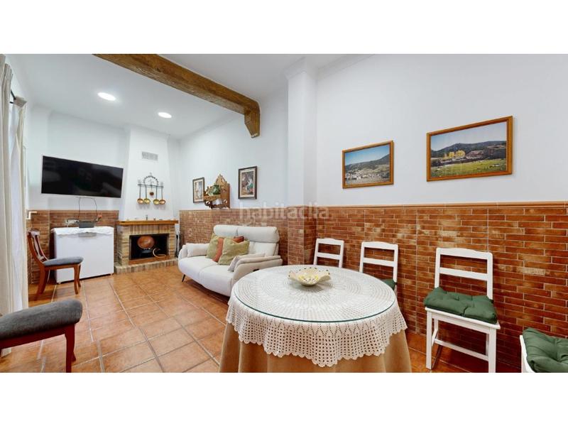 Foto 107d2d6a-e4b4-4a77-8e2f-587e59747bb0. Casa con riscaldamento in Massanassa