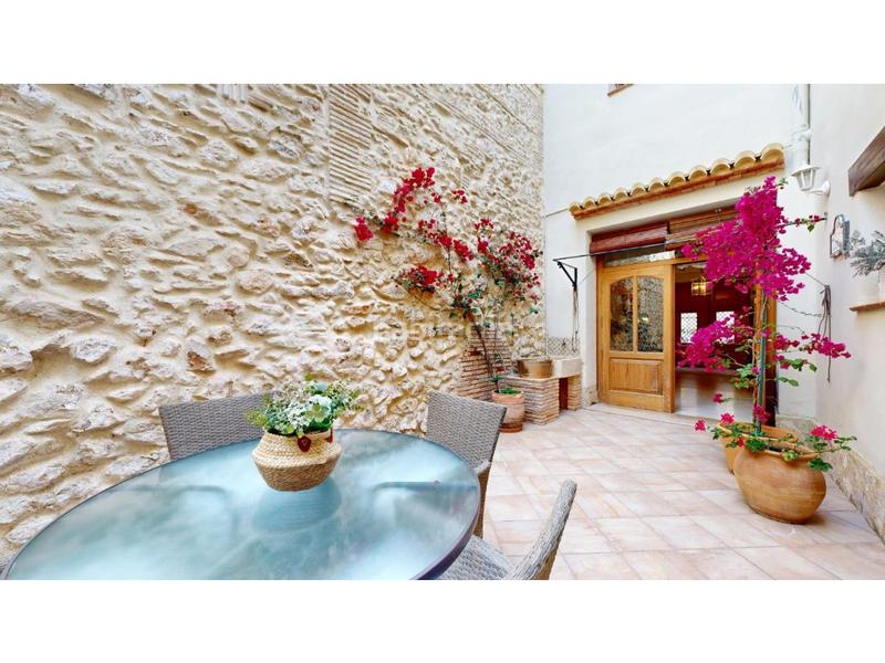 Foto 5cf2f618-d521-4bf0-aee0-1cd1a0a8f20d. Casa epectacular casa única en Carcaixent