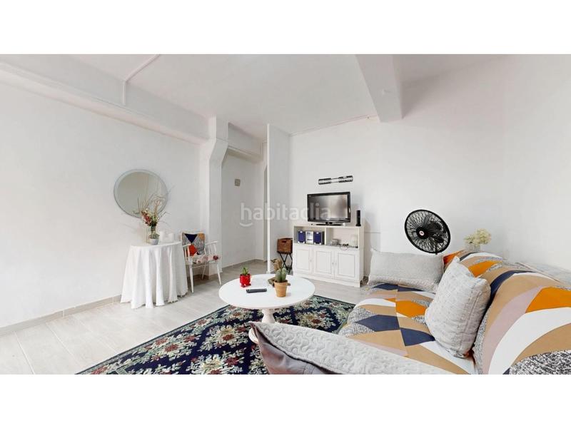 Foto b1ab5a43-11fe-4dc7-b6ab-36f01ec725f7. Planta baja  a 50 metros de la playa en Piles