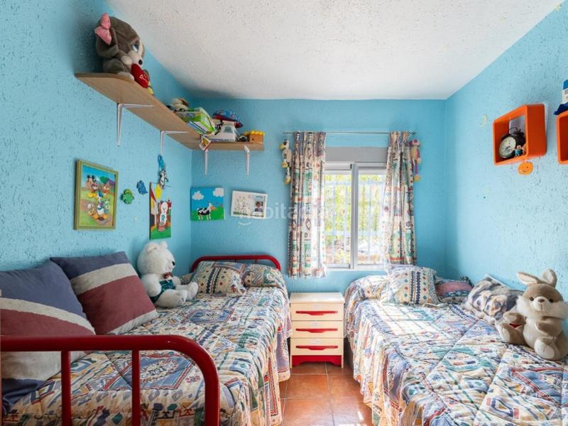 Foto 16965478-416d-48dd-8ce0-746b760e9394. Chalet avec parking dans Cheste