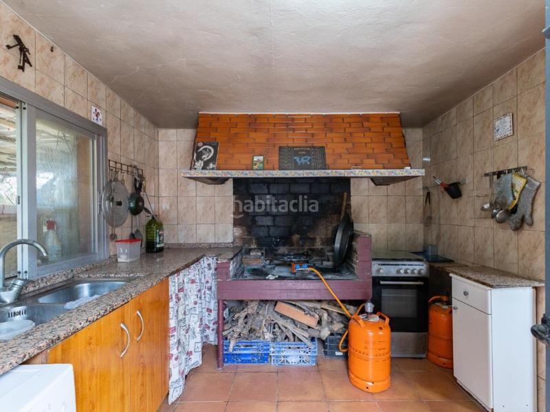 Foto c2ee13bd-bfe2-49ee-bd62-819dafce7448. Chalet avec parking dans Cheste