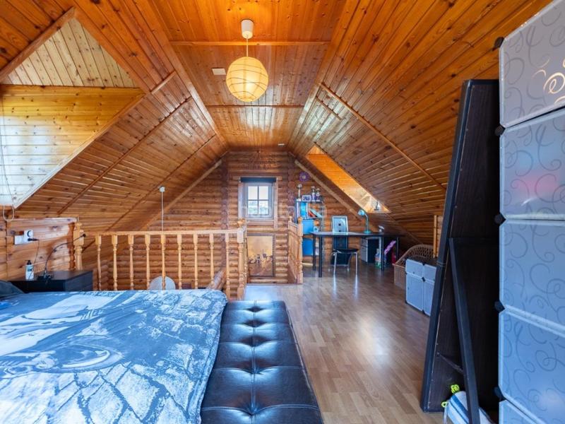 Foto d140d878-0e4b-470a-87c2-138e93d4f6a9. Chalet avec parking dans Cheste