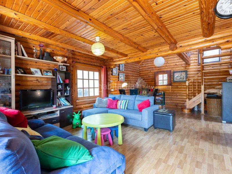 Foto d3ed98d6-ea1a-4cb7-b5b0-b045cd9ef534. Chalet avec parking dans Cheste