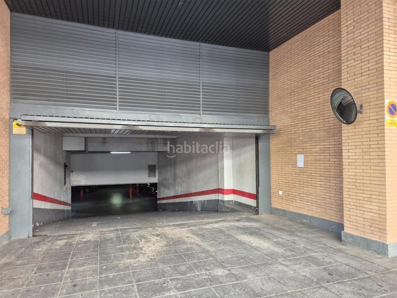 Foto 2bdee183-9be0-439d-afac-d8bc65d7d853. Car parking in Arrabal Zaragoza