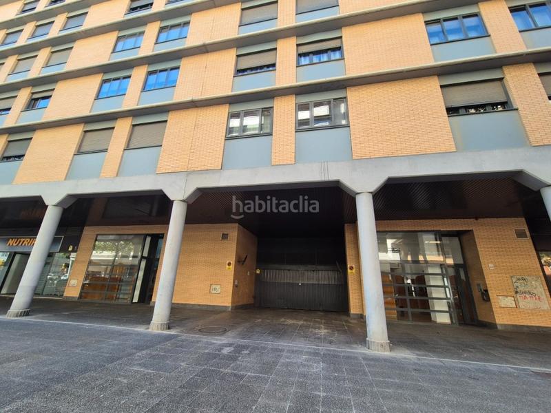 Foto de004cee-d344-442d-99f0-7afcf3a950df. Car parking in Arrabal Zaragoza