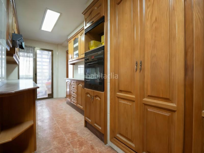 Foto 16247410-19f1-48cb-b9ae-a41b61fe39a6. Appartamento con parcheggio in Jaume Roig Valencia