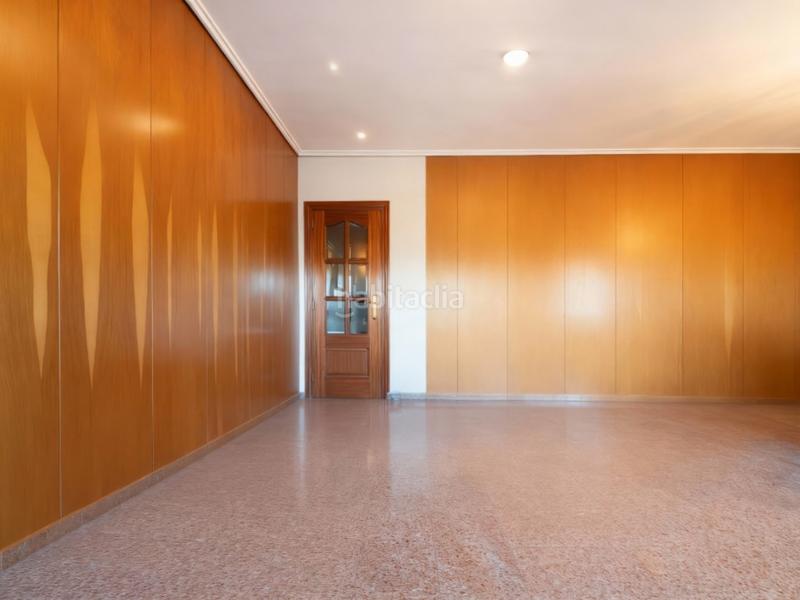 Foto 92d756c2-5277-4983-b12d-18c3ed3f585e. Appartamento con parcheggio in Jaume Roig Valencia