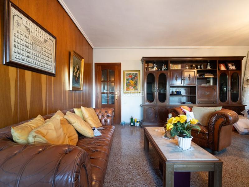 Foto a5bbde71-fc8a-405b-a2a1-5d529972b88e. Appartamento con parcheggio in Jaume Roig Valencia