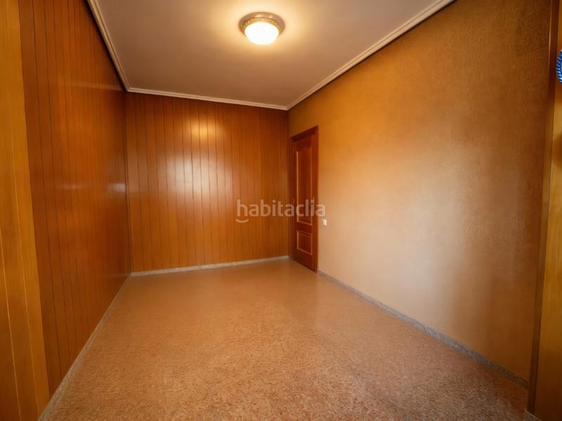 Foto c6a9ed3d-2f3a-46ae-9347-54a5e97b8970. Appartamento con parcheggio in Jaume Roig Valencia