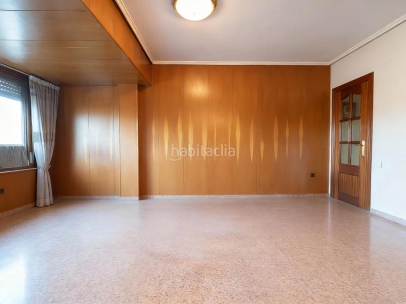 Foto dc104f17-8101-471c-89cc-141605988a31. Appartamento con parcheggio in Jaume Roig Valencia