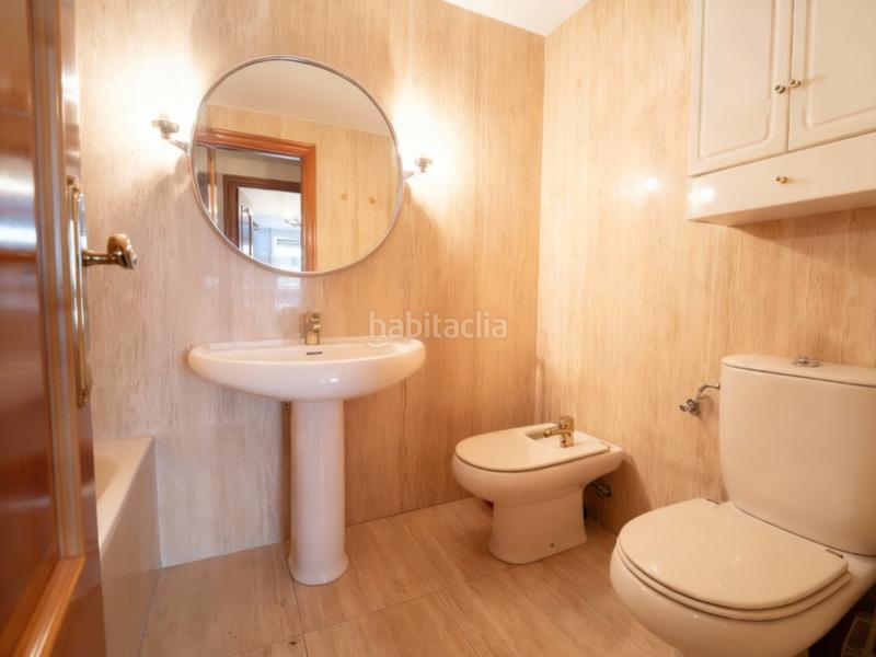 Foto eeed2ae1-f071-40fa-b0e2-6d72005a327e. Appartamento con parcheggio in Jaume Roig Valencia