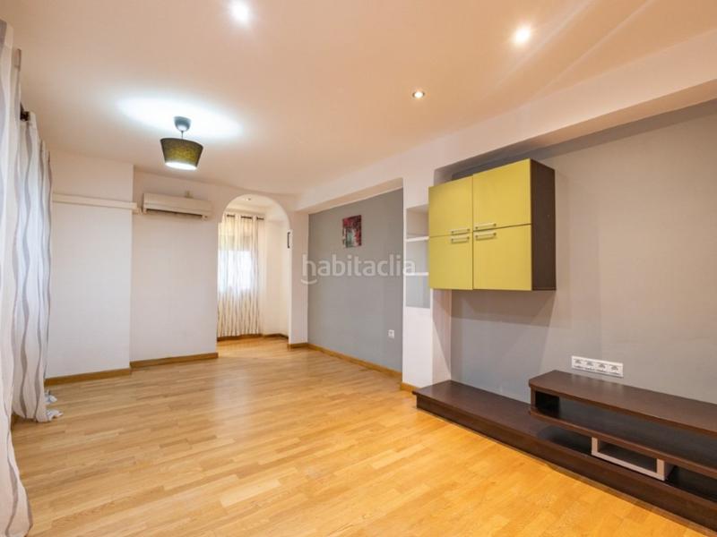 Foto 8c872bff-746c-4d59-ba87-d4622ebe4ce5. Flat in Centro Ciudad Paterna