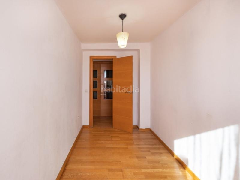 Foto f52961fb-2a0c-4c99-9fae-b38b49e37401. Flat in Centro Ciudad Paterna