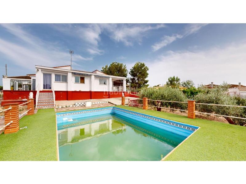 Foto e5ddf05f-0c1d-4316-8e57-6622df747c9a. Chalet mit heizung parking pool in Alberic