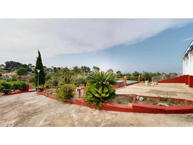 Foto f3cc1d20-6aff-4c33-bc45-eb59704a9297. Chalet mit heizung parking pool in Alberic