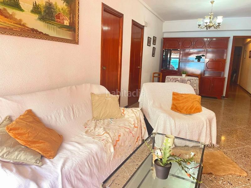 Foto 57056875-6b00-4d17-b642-04ad7a52d310. Appartement dans Buñol
