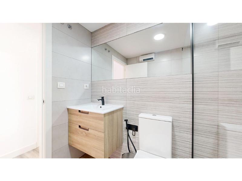 Foto c5d0ad49-8181-4fda-9fbb-00a589036350. Appartamento con parcheggio in Parc Central Torrent